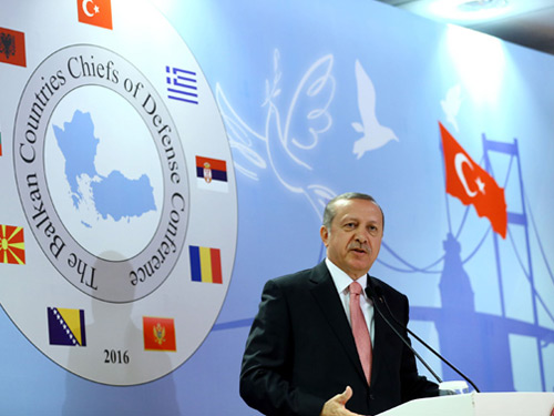 “Suriye’de Tüm Kırmızı Çizgilerin Aşılmasına Rağmen Bir Adım Atılmadı”