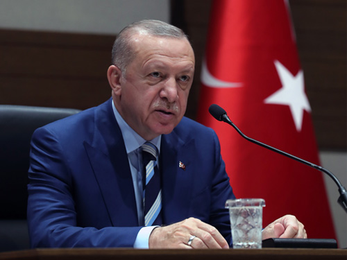 “Kıbrıs Türk halkı, eşit ortağı olduğu Ada’da egemen eşitliğe ve eşit uluslararası statüye sahiptir”