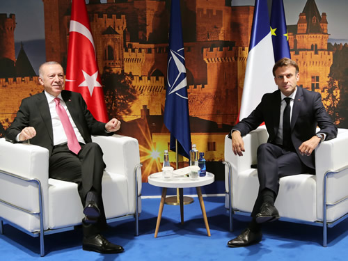 President Erdoğan meets with President Macron of France