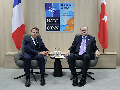 President Erdoğan meets with President Macron of France