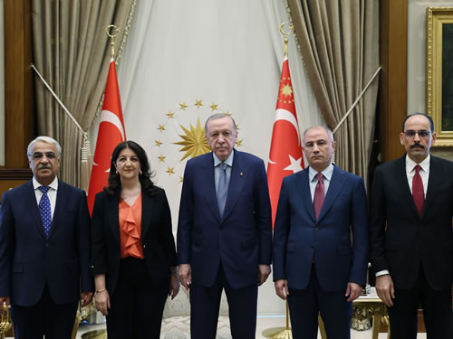 Cumhurbaşkanı Erdoğan, DEM Parti heyetini kabul etti