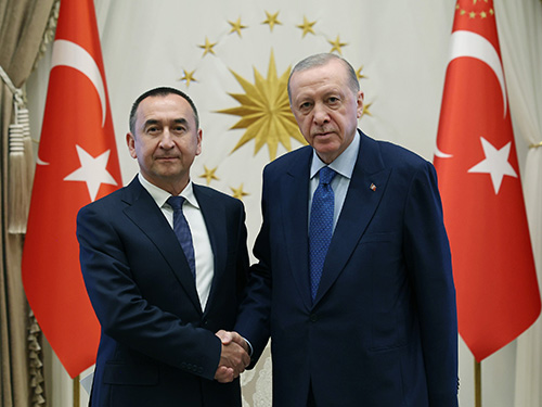 Uzbek ambassador presents his credentials to President Erdoğan