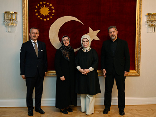 First Lady Erdoğan meets with representatives of Istanbul Family Foundation 