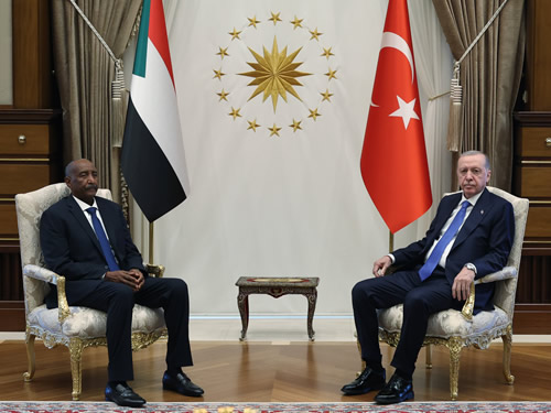 President Erdoğan meets with Sudan Sovereignty Council Chairman al-Burhan
